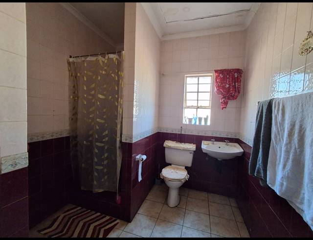5 BEDROOM HOUSE FOR SALE IN BRAKPAN CENTRAL